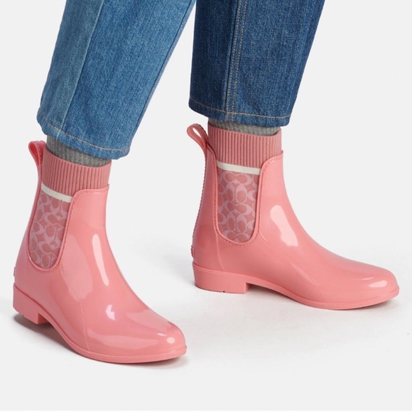 Coach Logo new Pink Water Resistant rain Booties size 7 - Picture 3 of 4